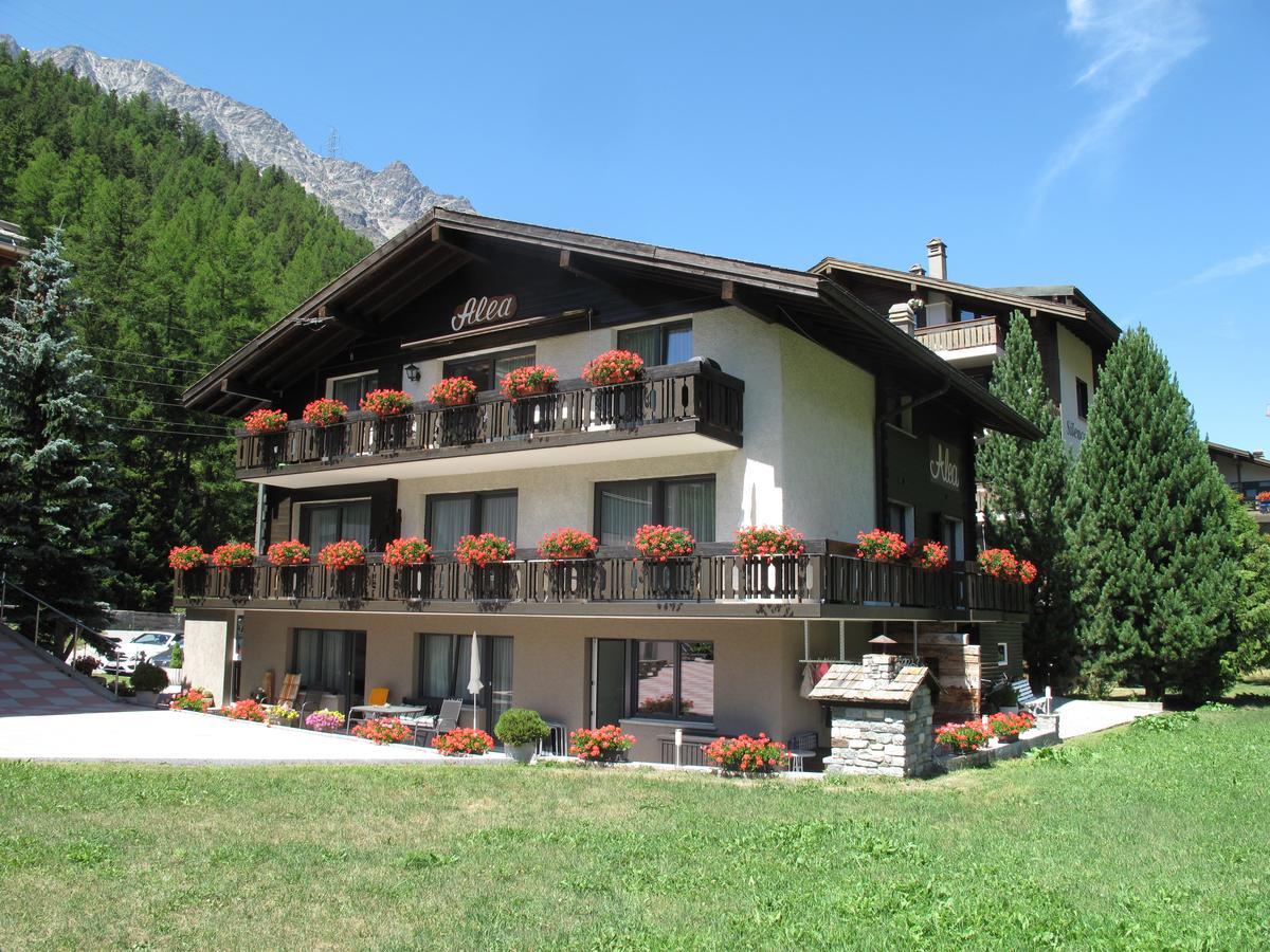 Ferienhaus Alea Saas-Grund Bagian luar foto