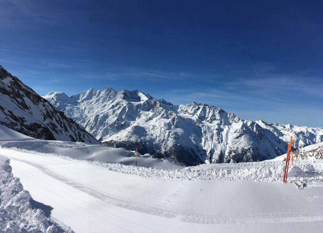 Ferienhaus Alea Saas-Grund Bagian luar foto